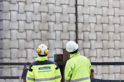 Strängbetong levererar flätade betongelement till den nya byggnaden som ligger ett tiotal meter från Nationalmuseet.